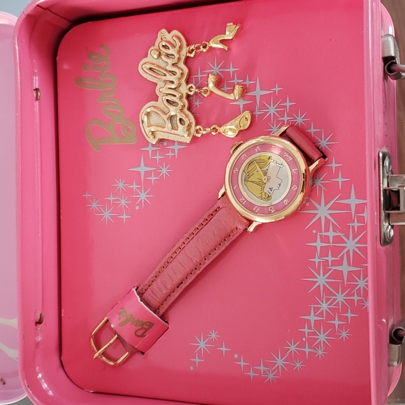 Fossil Barbie Watch & Pin Set - Picture 2 of 3